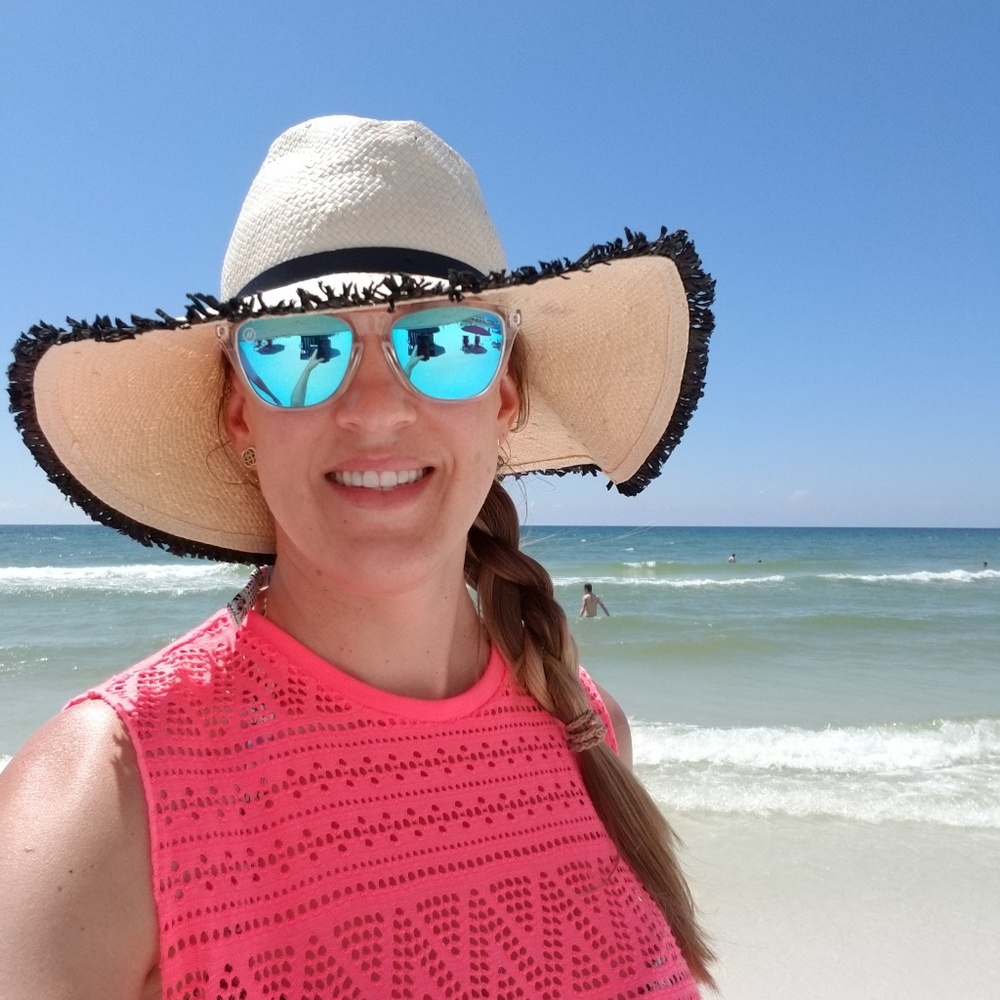 Meet your Posher, Stephanie